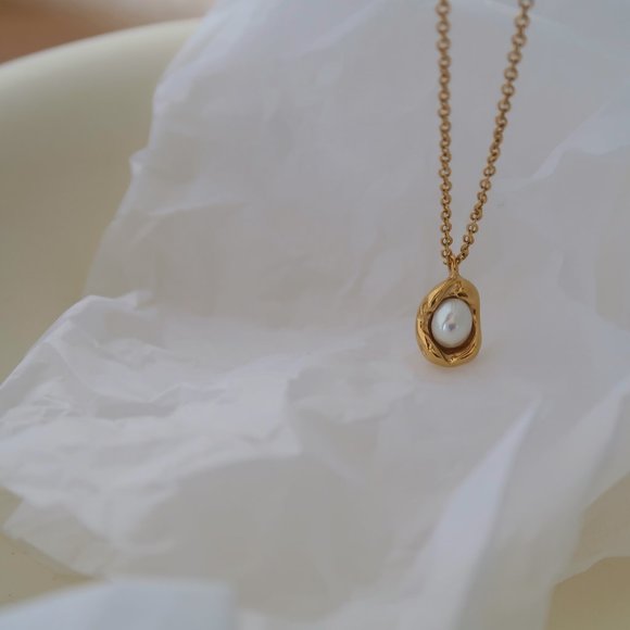 NEW 18K Gold Plated Fresh Water Pearl Necklace - Picture 4 of 9